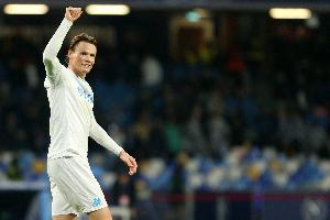 意甲2月最佳进球：麦克托米奈对阵热那亚打进的远射 配图