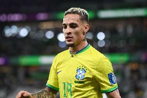 世体：因罗德里戈重伤，安东尼入选巴西队踢世界杯的可能性大增 配图