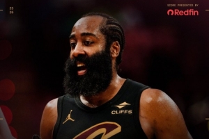 18分6篮板7助攻！骑士官方赢球海报封面人物：哈登 配图