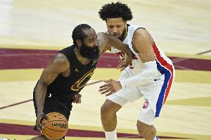 骑媒：米切尔缺阵/阿伦伤退/哈登低迷仍赢活塞 季后赛将横扫他们 配图