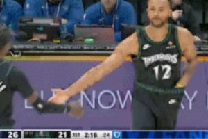 人气很高！李凯尔重回森林狼首秀 替补登场时主场观众起立鼓掌 配图