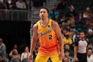 格威：我们近期打出了黄蜂式篮球&极具观赏性 人们开始关注我们了 配图