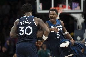 凶相毕露！四连胜助力森林狼狂奔紧咬火箭！1个胜场领先掘金！ 配图