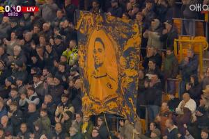 悼念若塔！狼队vs利物浦第18分钟，全场球迷鼓掌致敬 配图