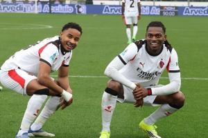 米体：莱奥续约谈判已开启，但英超和沙特的转会威胁仍存在 配图