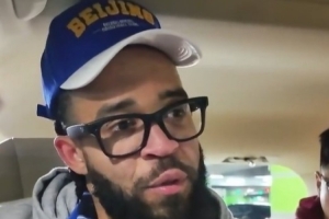 麦基：中国球迷为我疯狂 来向他们表达爱意 会为北京赢下很多比赛 配图