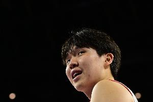 拓媒：G联盟大个子少 给杨瀚森带来的对抗很有限 还是尽量留在NBA 配图