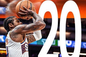 得分全队最高!太阳官推发布杰伦·格林本场20分数据海报 配图