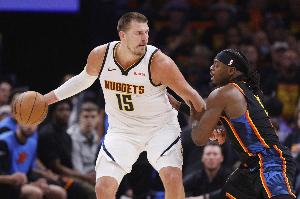 多特谈绊倒约基奇：比赛有对抗但凡事有底线 我这次越界了 配图