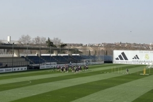 皇马跟队：姆巴佩、贝林等多名球员缺席训练 8名青训小将加入训练 配图