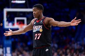 Scotto:埃奇库姆因腰椎挫伤今天缺阵爵士 对阵老鹰前重新评估 配图