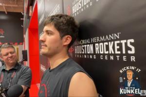 谢泼德：打首发或替补不重要 范弗里特擅长当教练 勇士是优秀球队 配图