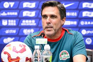 河南队主帅谈-6分开局:何时积分转正不好说,但有信心尽快改变 配图