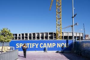 世体：巴萨可能下周一前获第一阶段许可，球场容量将增至62000人 配图