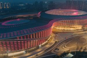 《不卖票的600个座位》第一集《“足” 梦少年》 配图