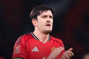 要求禁赛！希腊警方律师：马奎尔至今仍未道歉，足以说明其人品 配图