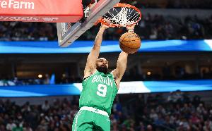 队友不给力！德里克·怀特17中9空砍29分3板3助1断 罚球8中8 配图