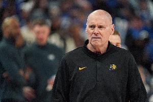 有担当不甩锅！卡莱尔：球队防守端缺乏准备是我的责任 配图