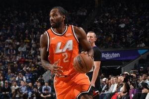 加兰：我努力为小卡创造机会&避免他被包夹 若他需休息我自己来整 配图