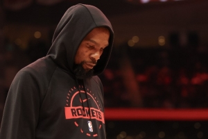 静雨：火箭配合比上赛季差&铁血精神变弱 KD来狄龙走球队气质大变 配图