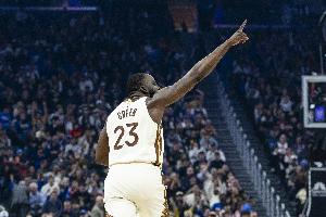 追梦:我们多人缺阵&三名双向球员打了很久 火箭全阵容 这胜利爽 配图