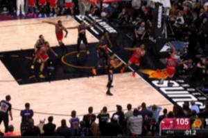 理查兹第二罚不中 但公牛抢篮板成功耗时间直接赢下比赛！ 配图