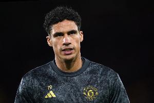 瓦拉内：膝伤伴随了我整个职业生涯 科莫目标晋级欧战+赢意大利杯 配图