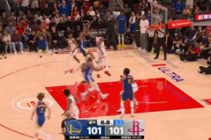 杜兰特盖帽被吹犯规 火箭挑战成功 双方争球！ 配图