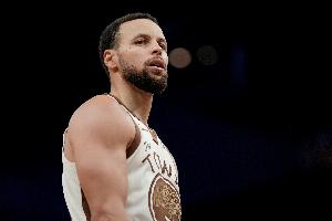 美记：库里曾表示愿意在生涯末期成为角色球员 像卡特&希尔那样 配图