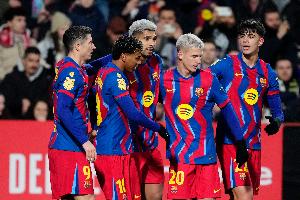 阿劳霍:现在的我更成熟 没想到以中锋身份完成巴萨200场里程碑 配图