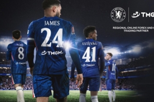 官方:切尔西与合作伙伴升级合作,公司标识将印在足总杯球衣背后 配图