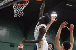 直播吧：同曦队签下新内线外援阿科尔·马温 为冲击季后赛蓄力 配图