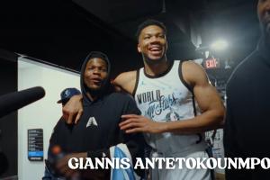 勾肩搭背！字母：咱俩这样要火了~华子：大家会以为你要来森林狼 配图