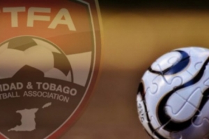 特立尼达与多巴哥足协官方:经协商与国家队主帅德怀特·约克解约 配图