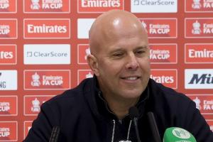 斯洛特：加克波在2个进球中都扮演重要角色 罗伯逊为球队倾尽所有 配图