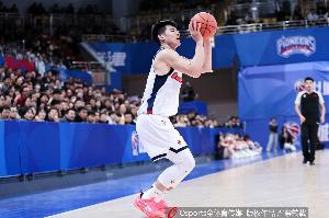 媒体人：陈家政拿MVP让人意外也实至名归 未来他或成国家队常客 配图