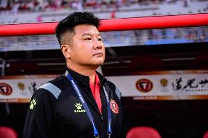 回山东受球迷追捧！李金羽：不是每位球员都能享受到这样的待遇 配图