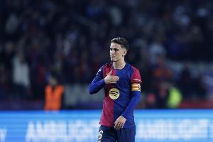 马卡:加维将随队出征毕尔巴鄂,但不会进入比赛大名单 配图