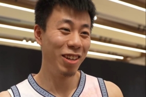 不做篮球运动员最想做什么？张镇麟玩谐音梗：当付豪 配图