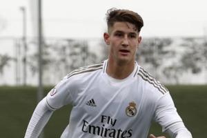 昔日皇马小将:小时候C罗是我的一切 但我更像梅西所以渐渐关注他 配图