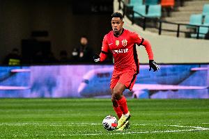 记者谈海港：这赛季确实定位保级了，看不出为啥换茹萨、梅伦多 配图