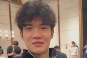 偰李永炜：小腿现在消肿了 想参加三分大赛 远期目标是进入国家队 配图