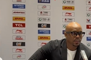 广州主帅：徐昕一定会再进国家队 郭指导会做出他的选择 配图