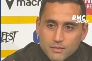 南特主帅谈与巴黎比赛被延期:我们有得选吗?我想我们只能适应 配图