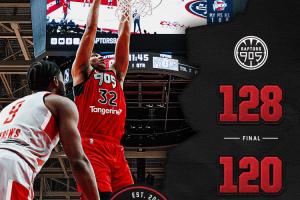 降维打击!TJD被下放至G联盟 今日17中10狂砍32分10板4助2断2帽 配图