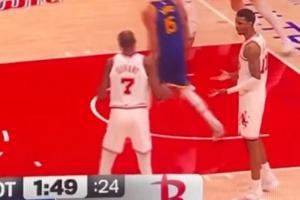 唉！杜兰特被波杰姆一步过掉 随后抱怨小贾没有补防 配图