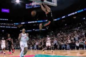 点燃主场!小卡被包夹快船哑火 马刺末节18-5攻击波一举反超! 配图