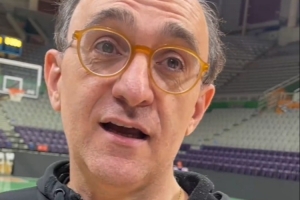 哈维&布罗金顿！乌戈：我们补充了两位外线外援  还需与球队磨合 配图