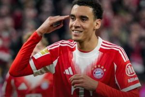 单机模式！拜仁14分领跑25轮轰92球，德甲近一半球队连1/3都不到 配图