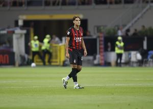 里奇:阿莱格里让队内每个人都感觉自己重要,魔笛在场下同样伟大 配图